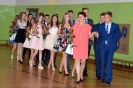 Pożegnalne wieczorki gimnazjalistów