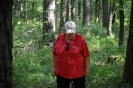 Seniorzy na grzybobraniu w Lasach Kozłowieckich_13